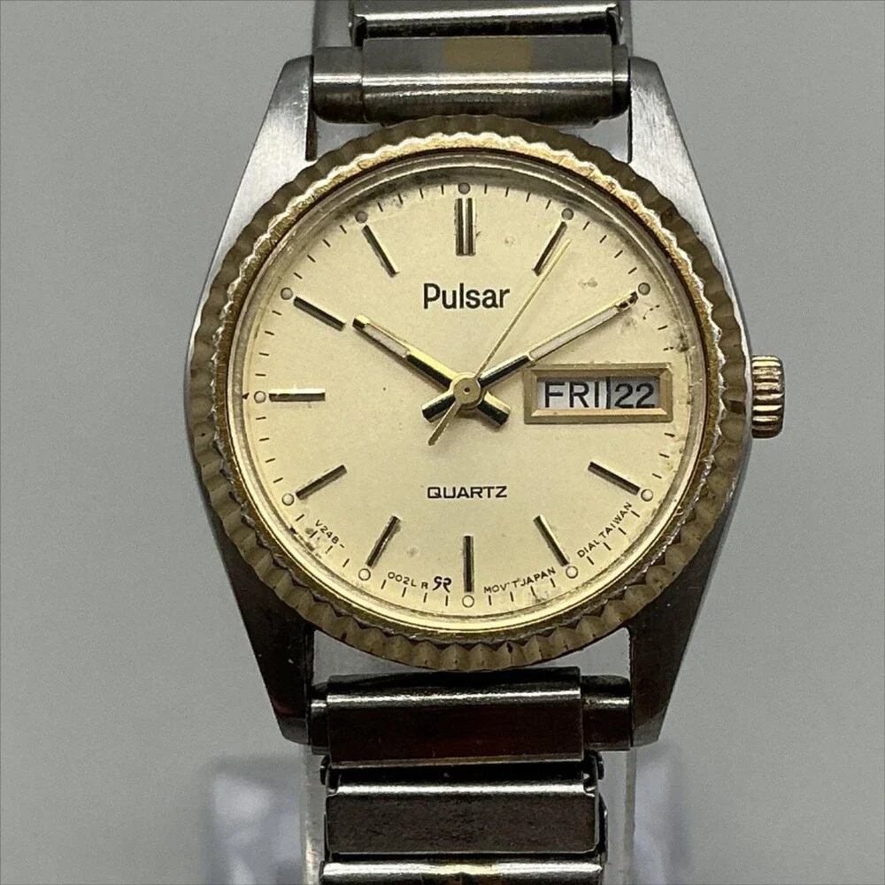 Pulsar Womens Watch 23mm Champagne Dial Two Tone Day Date V248-0020 Stretch Band